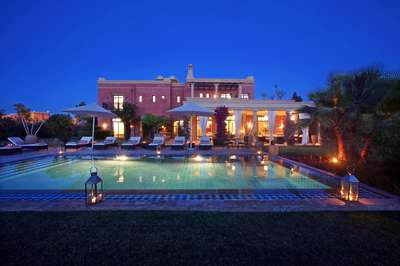 Luxury Villa Photo #18