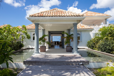 Luxury Villa Photo #16