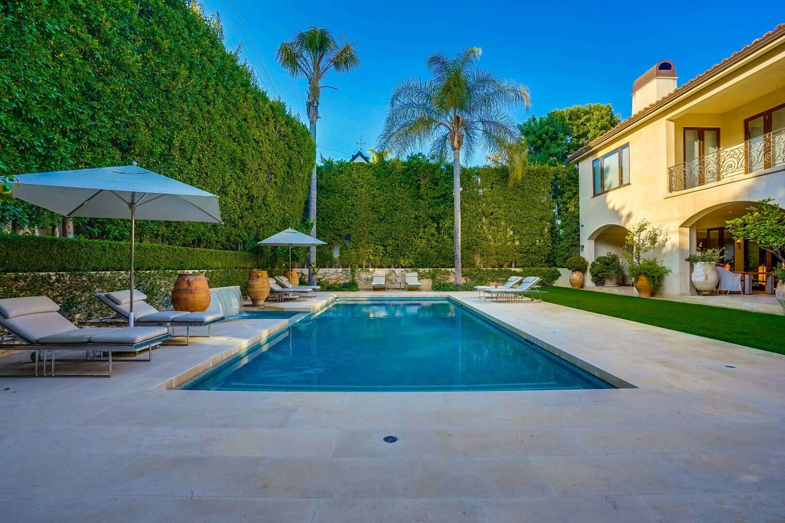 Alta Paradise villa rental in Beverly Hills - 2