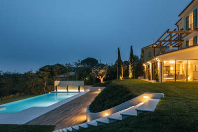 Luxury Villa Photo #47