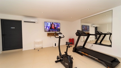 Fitness Area: Located in the basement. HD-TV, Dish Network, air conditioning, weights, treadmill.&nb