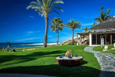 Luxury Villa Photo #22