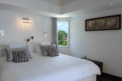 Bedroom 1: King Bed, Air Conditioning, Ceiling Fan, Flat Screen TV, DVD Player, Dressing Area, 