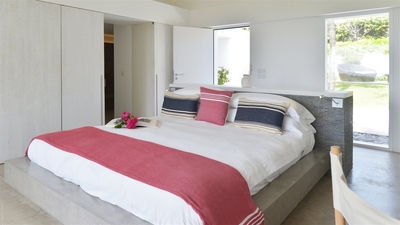 Bedroom 3: Located in the villa 1. King size bed, air conditioning, HD-TV, Dish Network, s