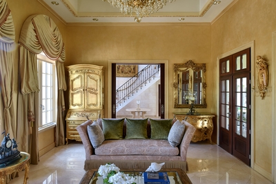 Luxury Villa Photo #22